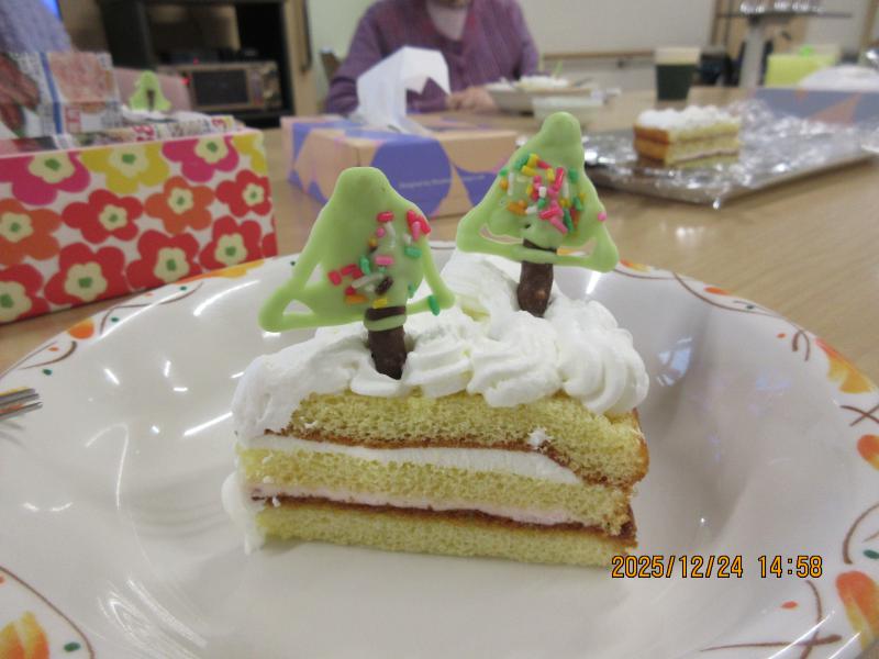 2025�N���X�}�X�P�[�L